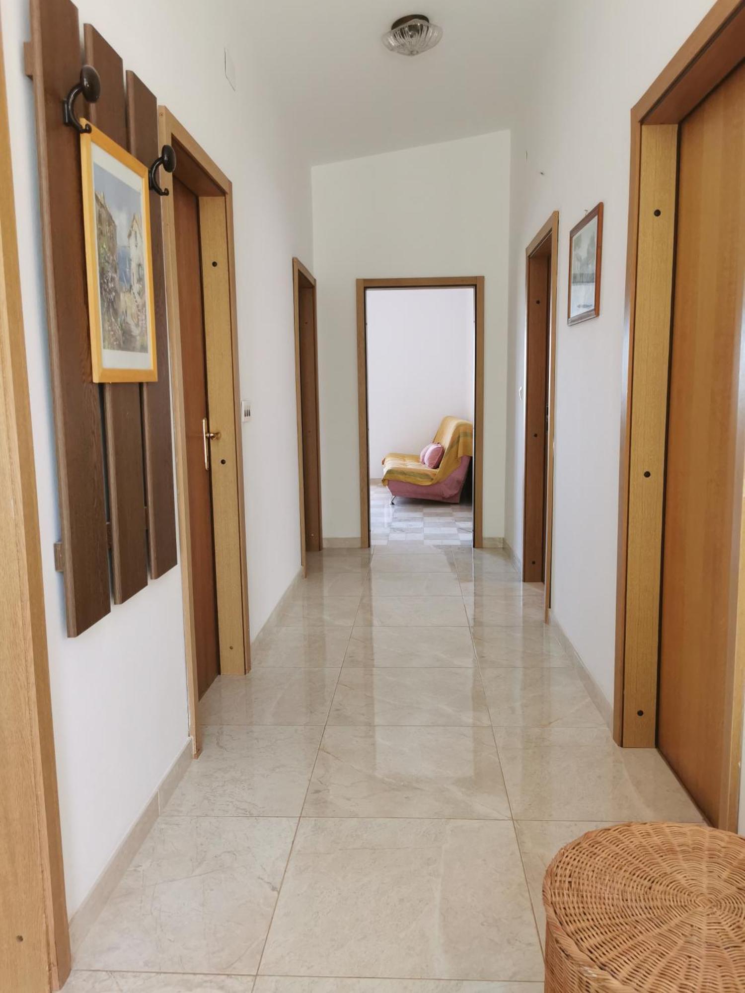 Apartment Kira - Spacious Apartment With Sea View ลิทซ์ยัน ภายนอก รูปภาพ